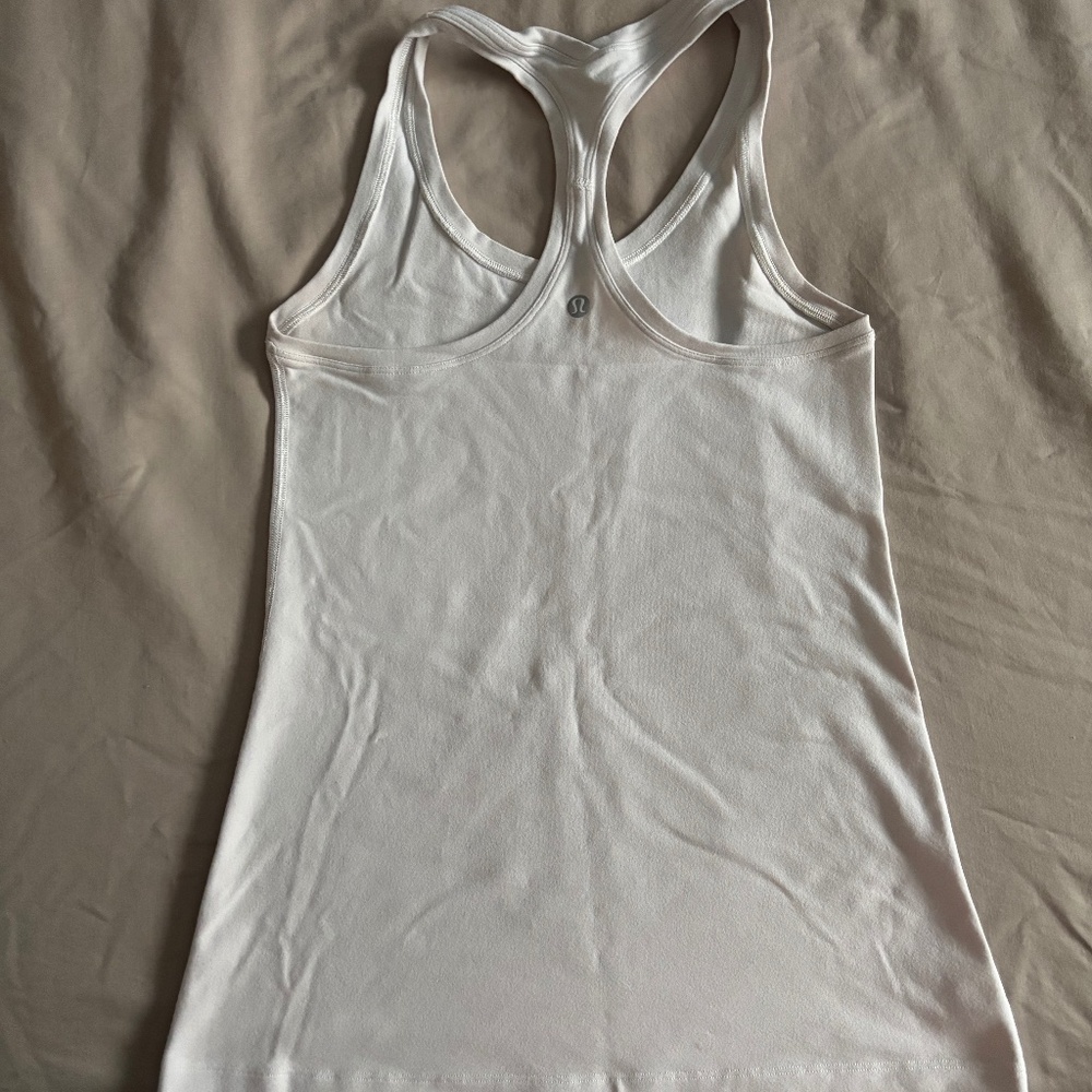 Racerback active tank